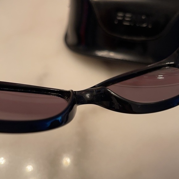 Fendi Women’s Black Sunglasses main image 4